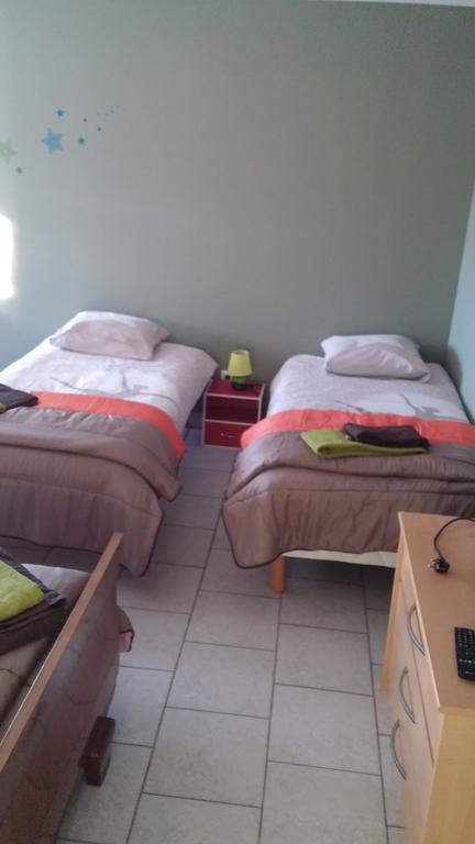 Chambres D'Hotes Les Maisses Mison Exterior photo
